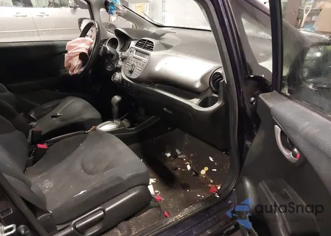 2010 Honda Fit Sport from USA, damaged, VIN JHMGE8H47AC013526